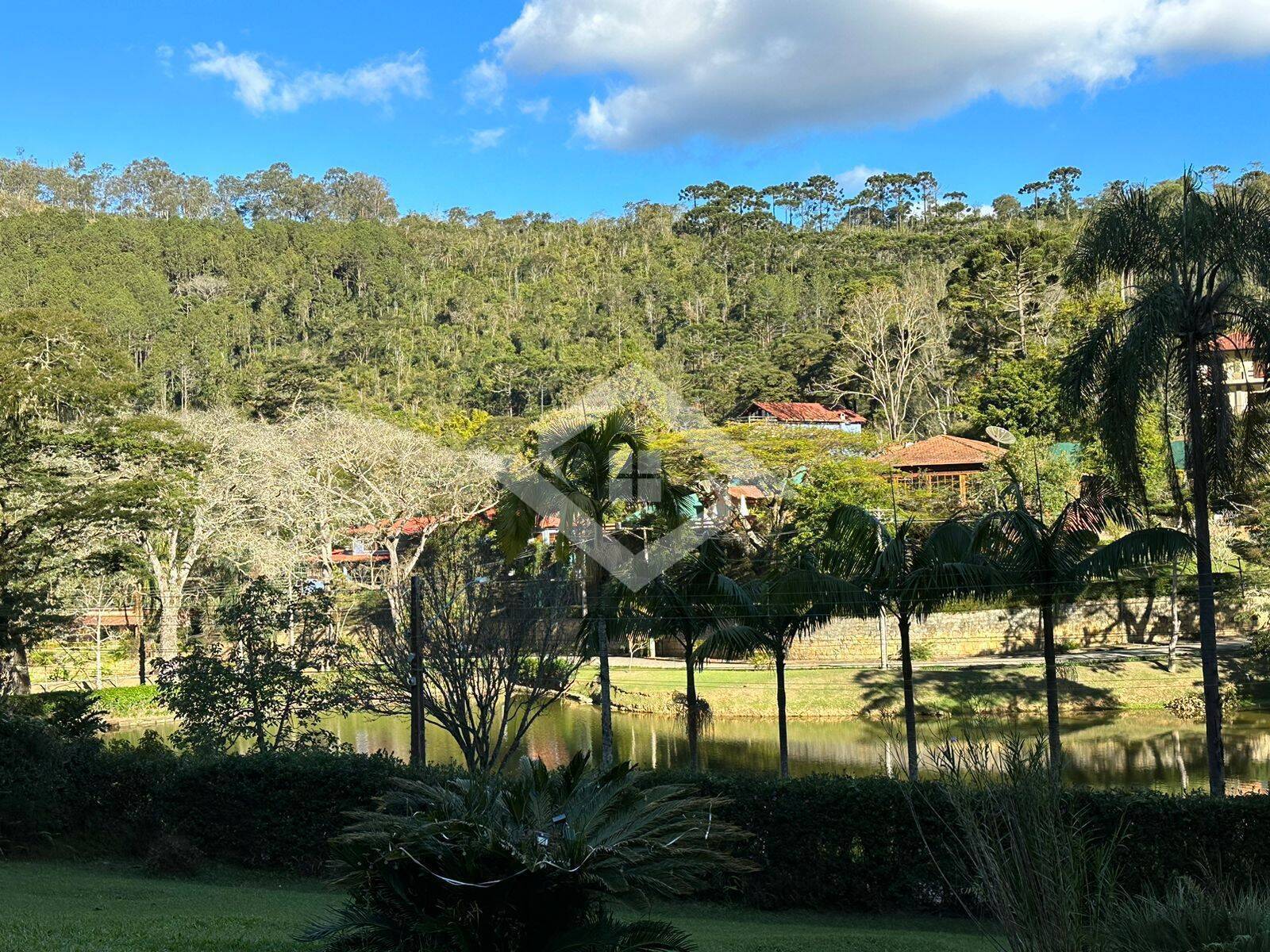 Casa de Condomínio à venda com 3 quartos, 300m² - Foto 13