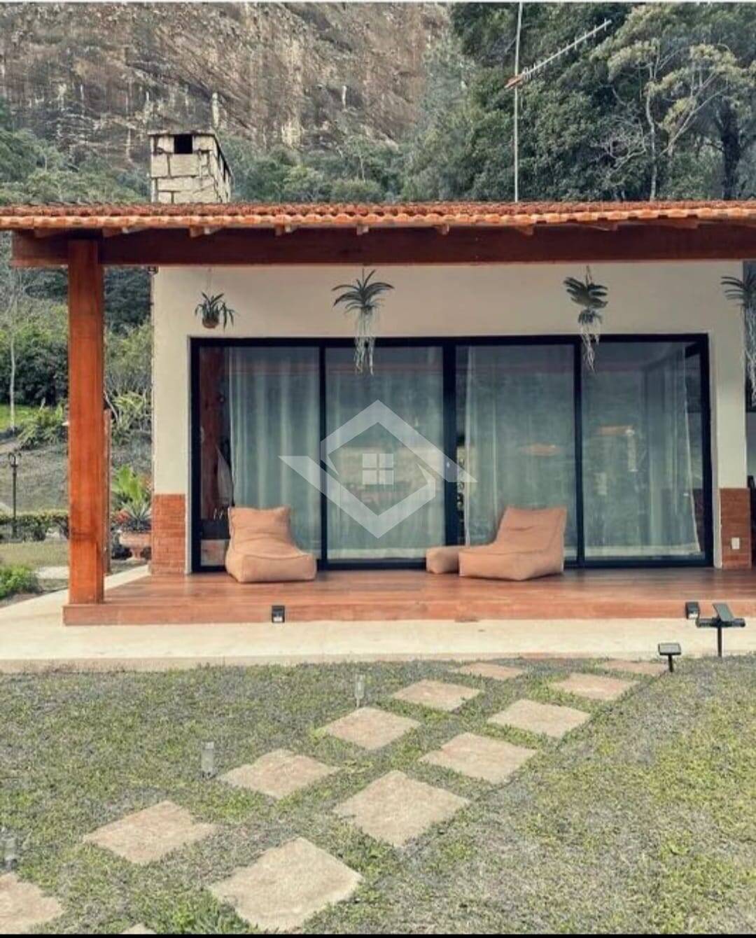 Casa de Condomínio à venda com 3 quartos, 300m² - Foto 18