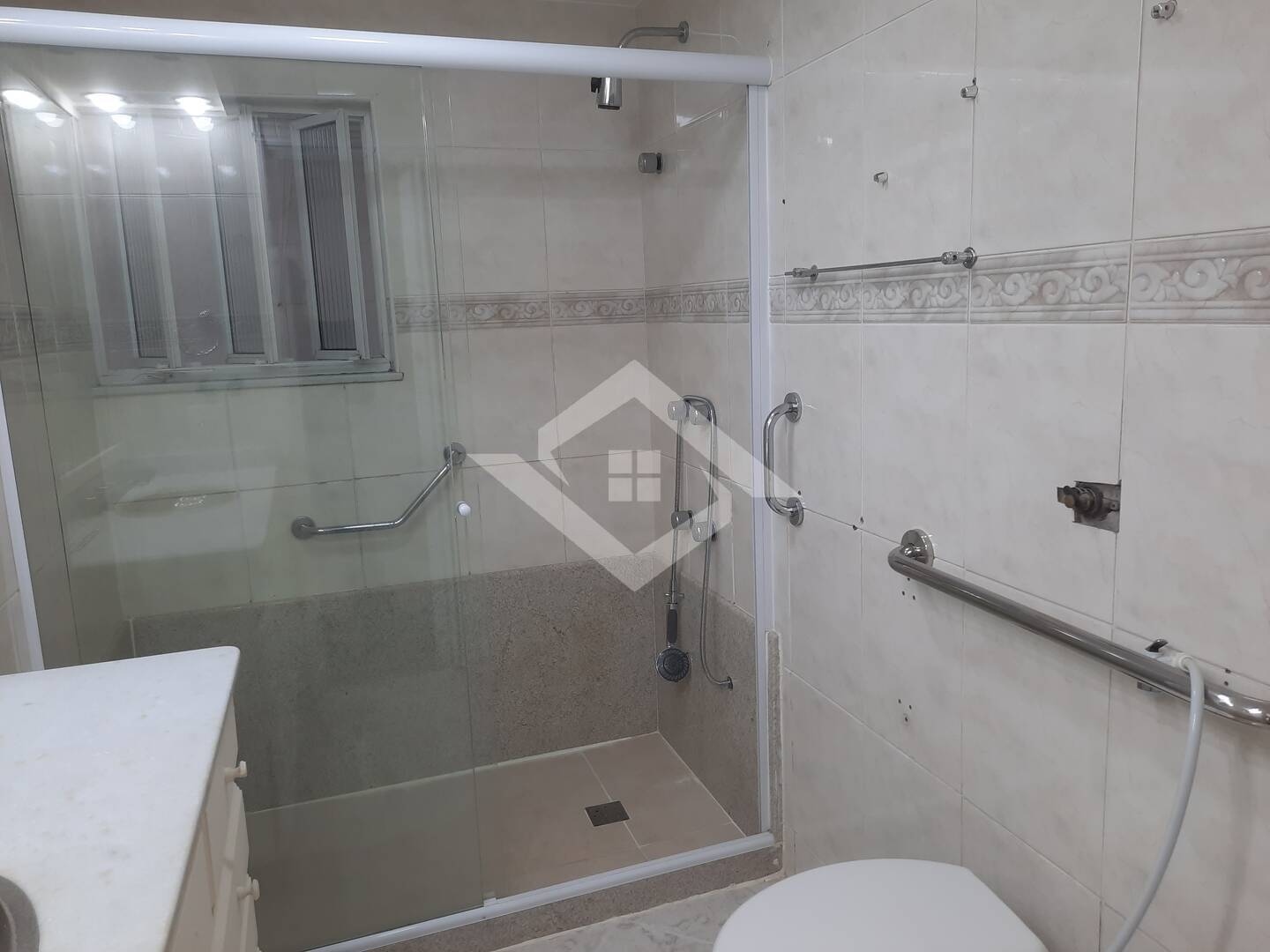 Apartamento à venda com 3 quartos, 120m² - Foto 24