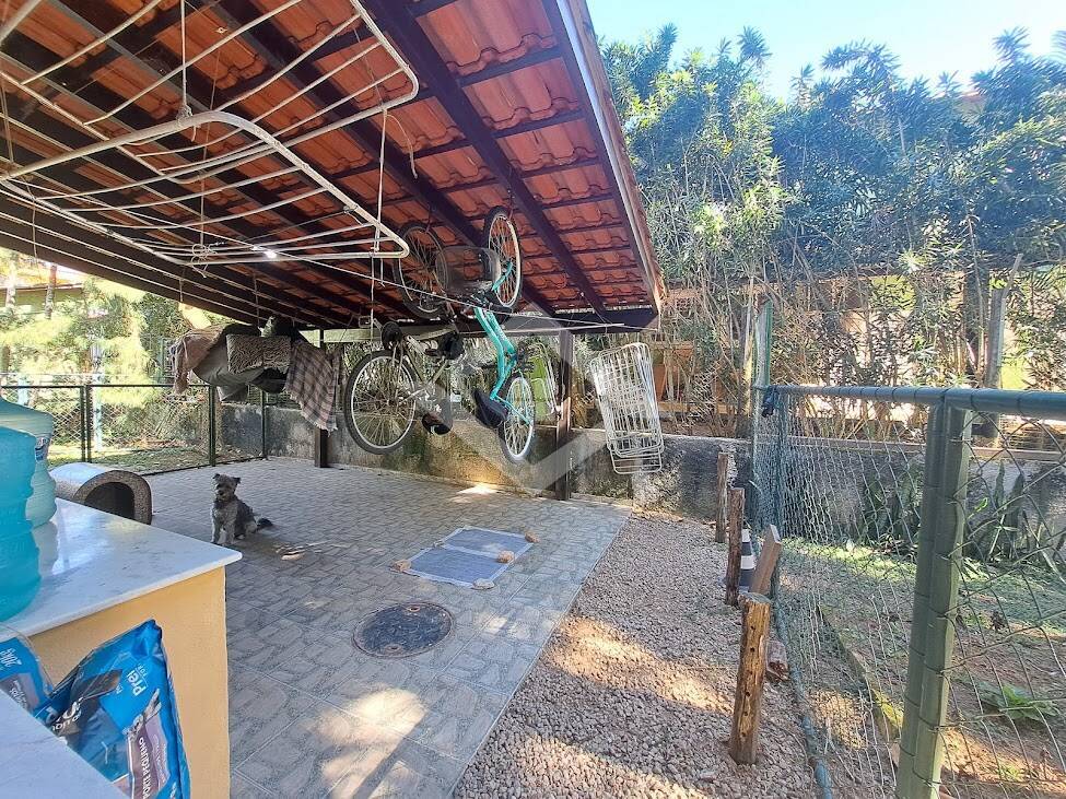 Casa à venda com 4 quartos, 300m² - Foto 60