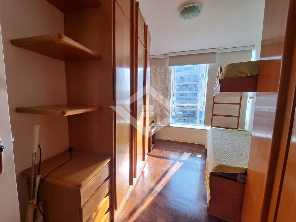 Apartamento à venda com 2 quartos, 86m² - Foto 11