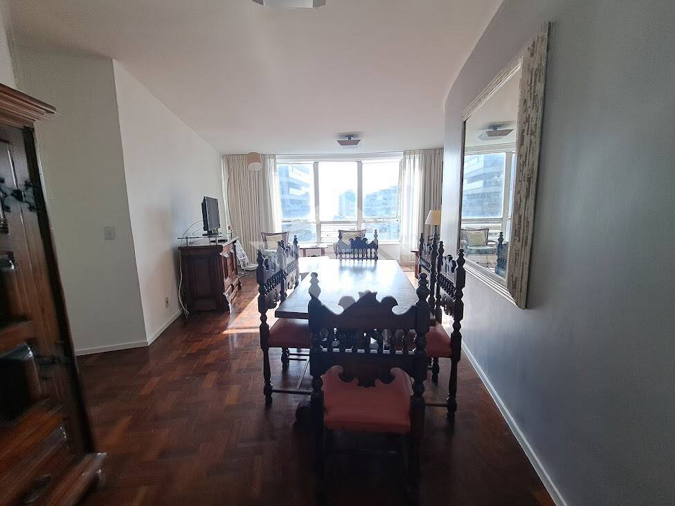 Apartamento à venda com 2 quartos, 86m² - Foto 4