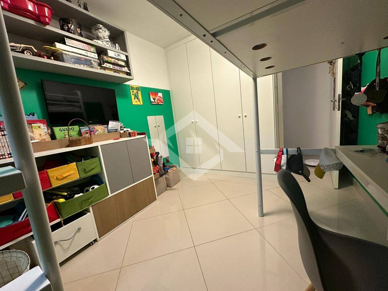 Apartamento à venda com 2 quartos, 82m² - Foto 11