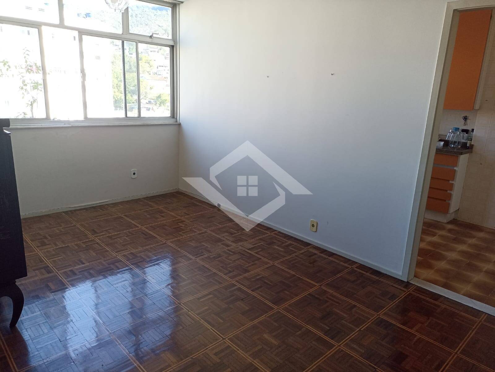 Apartamento à venda com 3 quartos, 100m² - Foto 5