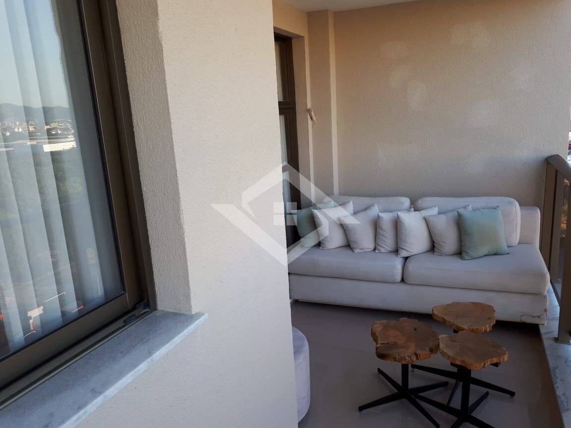 Apartamento à venda com 3 quartos, 77m² - Foto 7