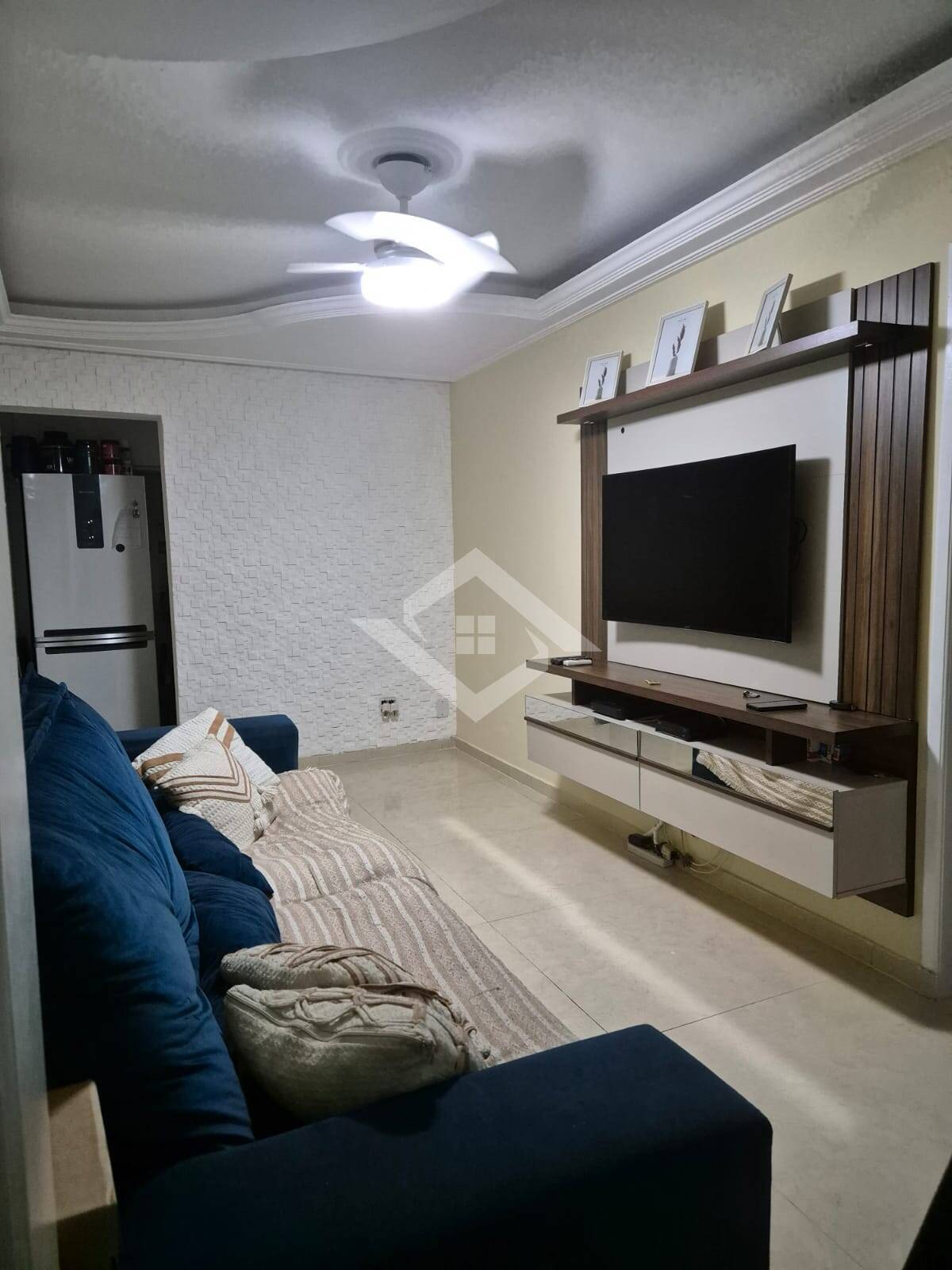 Apartamento à venda com 2 quartos, 59m² - Foto 2