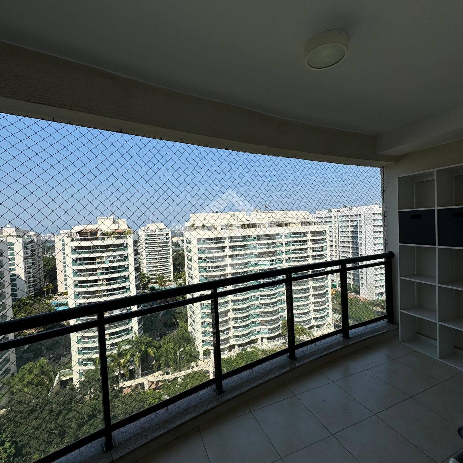 Apartamento à venda com 3 quartos, 89m² - Foto 3