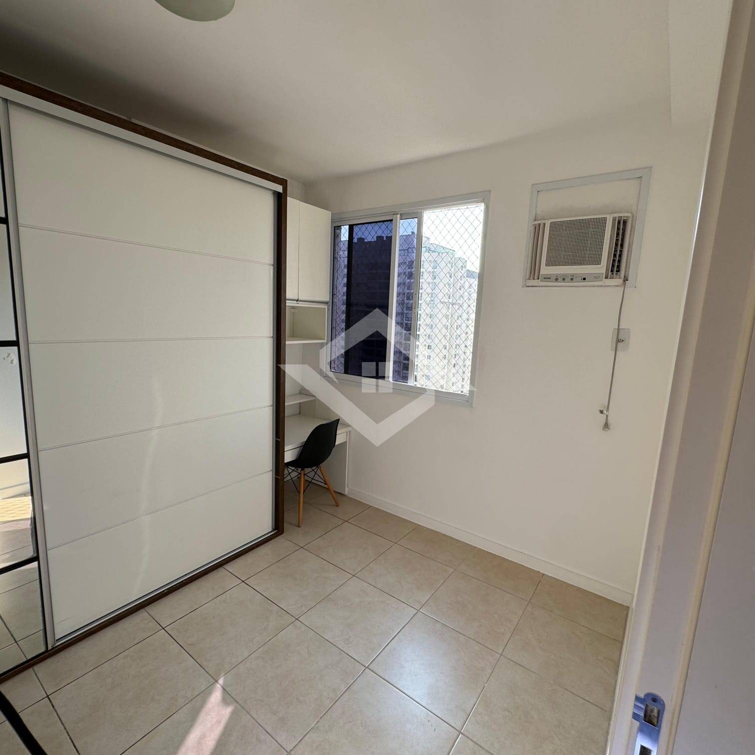 Apartamento à venda com 3 quartos, 89m² - Foto 11