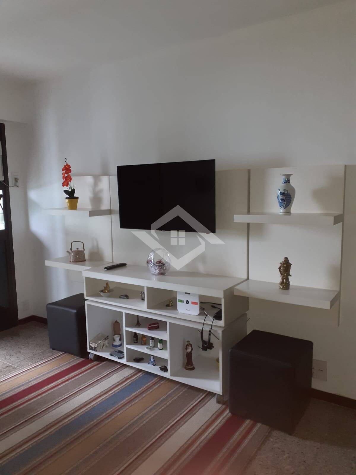 Apartamento para alugar com 4 quartos, 154m² - Foto 2