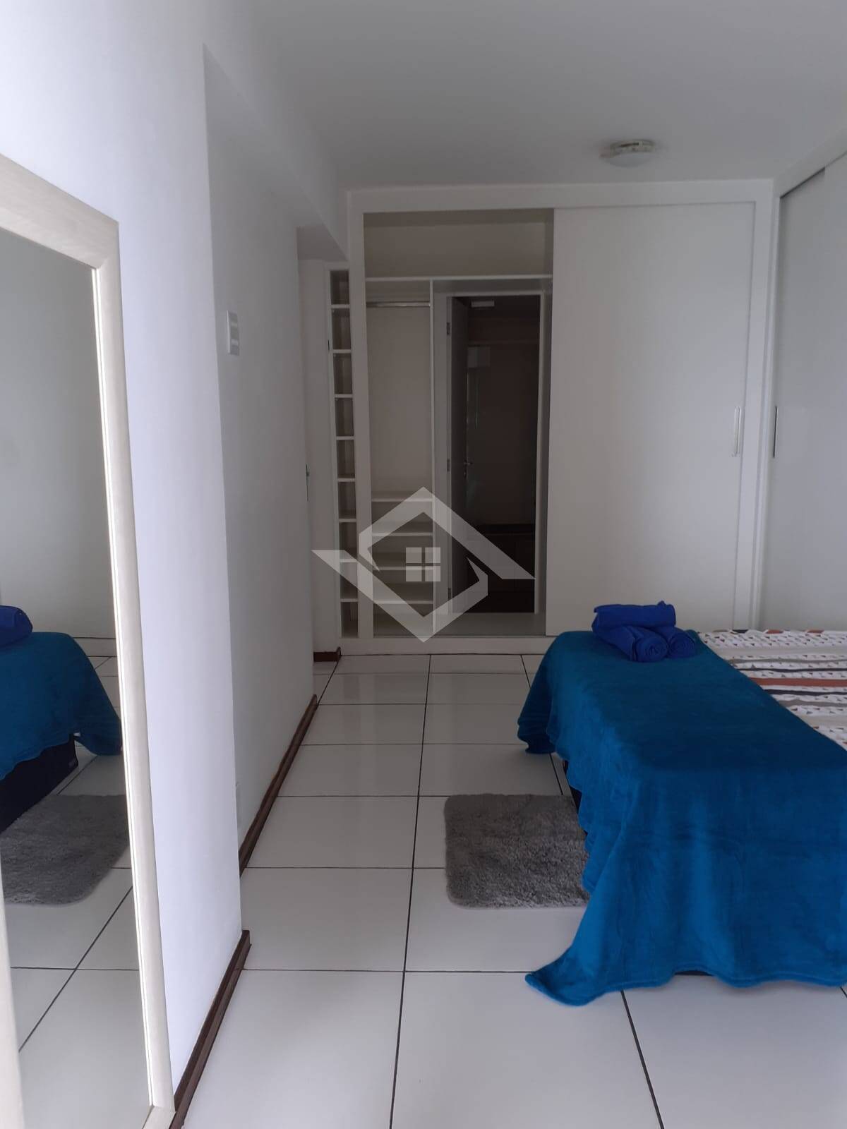 Apartamento para alugar com 4 quartos, 154m² - Foto 8