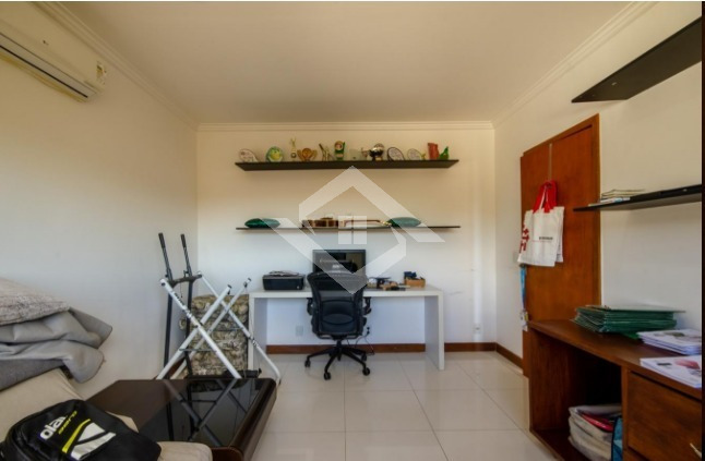 Casa à venda com 5 quartos, 600m² - Foto 14