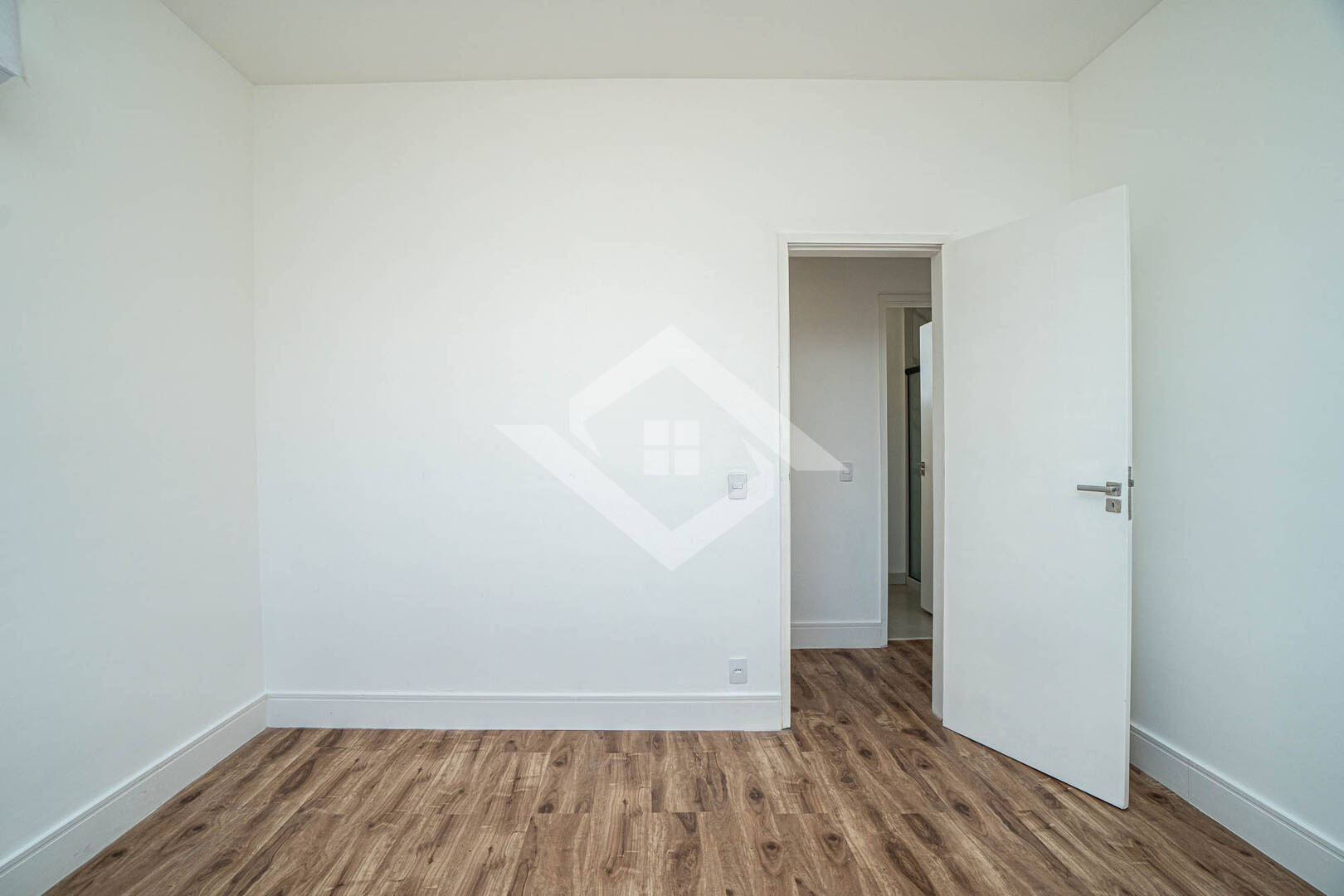 Apartamento à venda com 4 quartos, 130m² - Foto 17