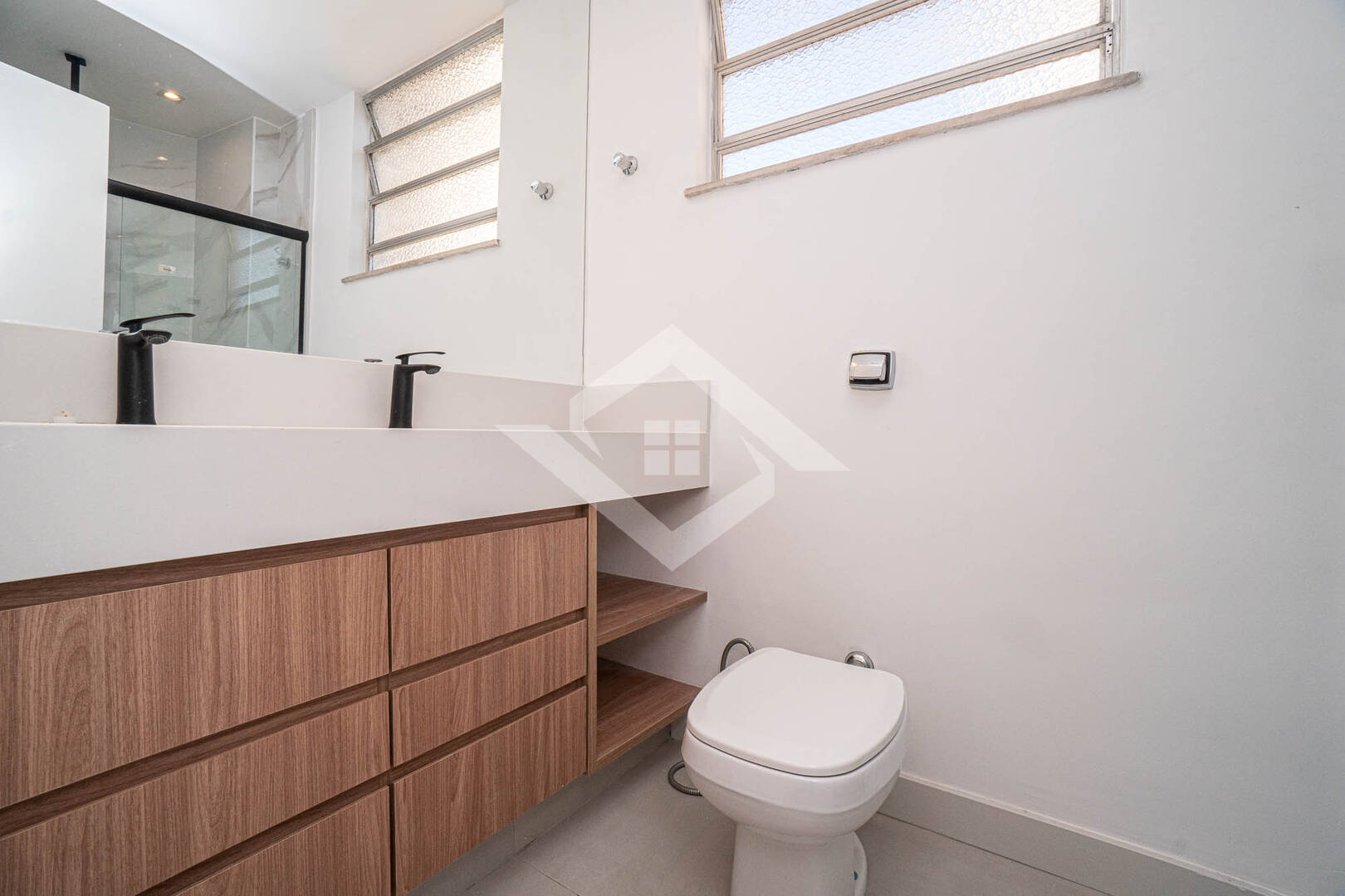 Apartamento à venda com 4 quartos, 130m² - Foto 24