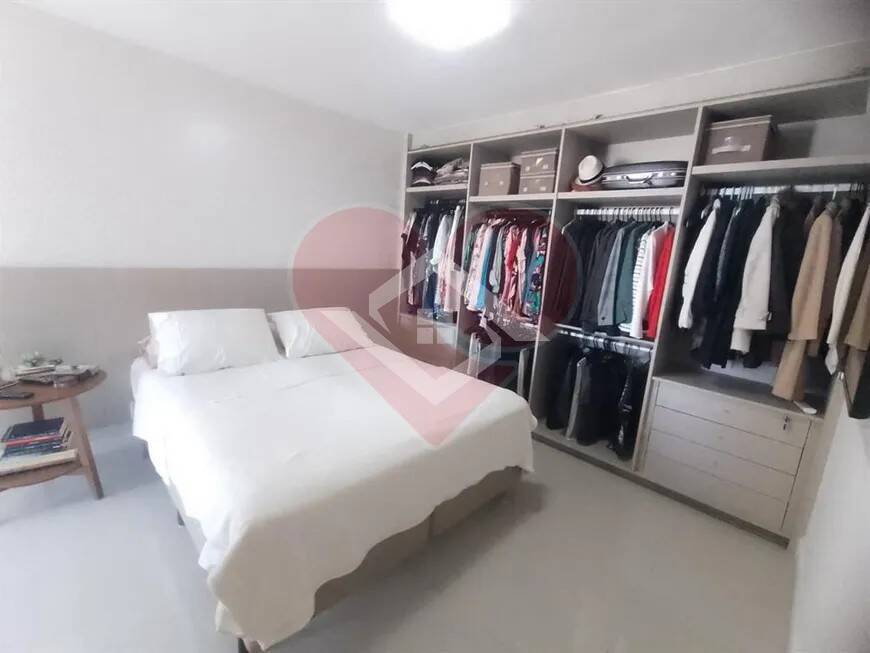 Apartamento à venda com 3 quartos, 114m² - Foto 11