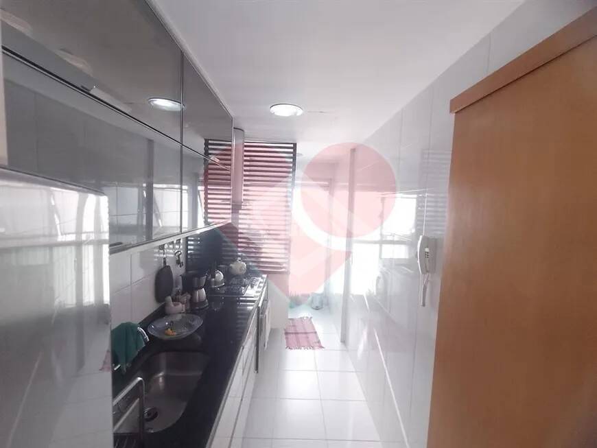 Apartamento à venda com 3 quartos, 114m² - Foto 22