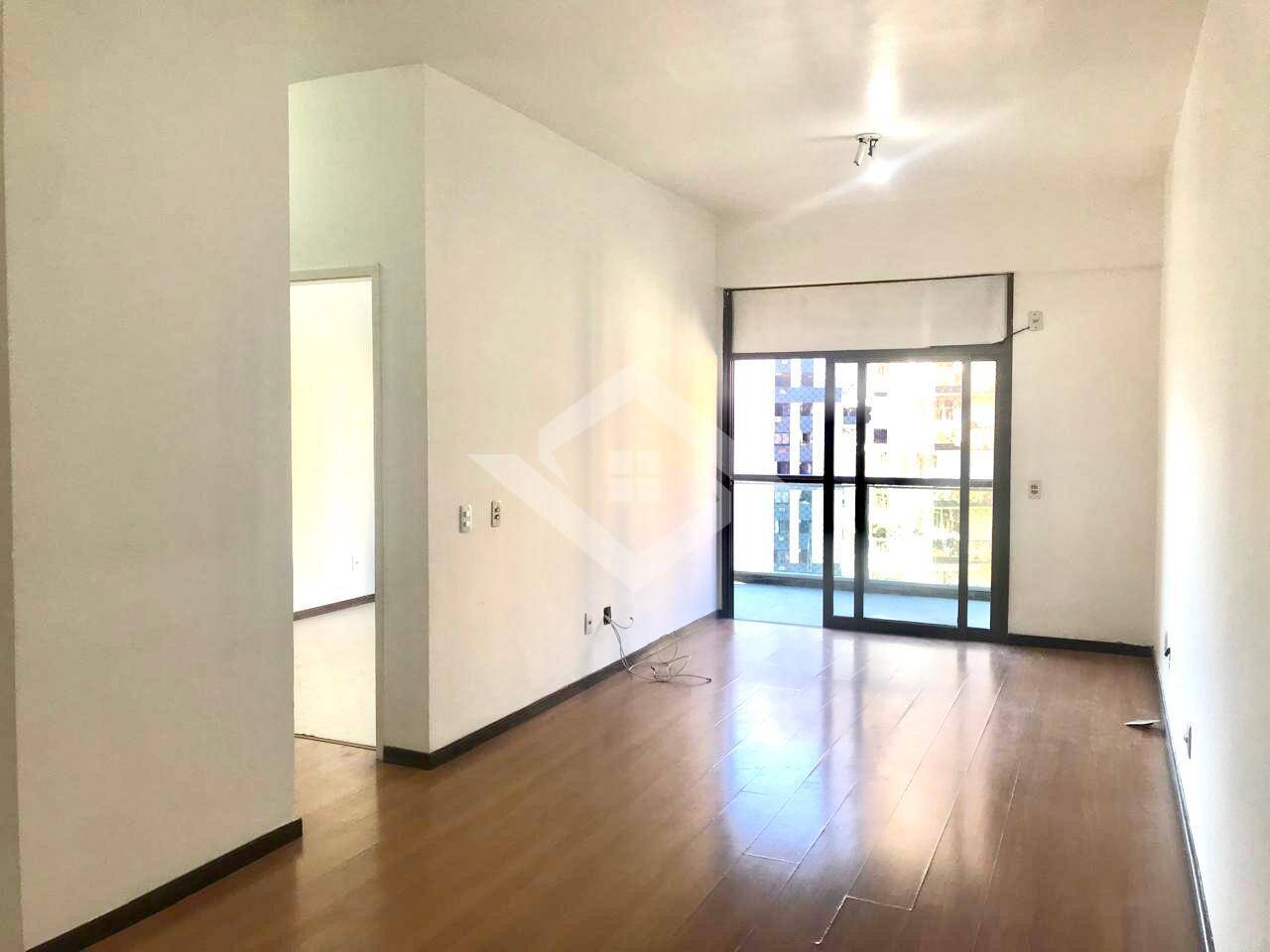 Apartamento à venda com 3 quartos, 90m² - Foto 3