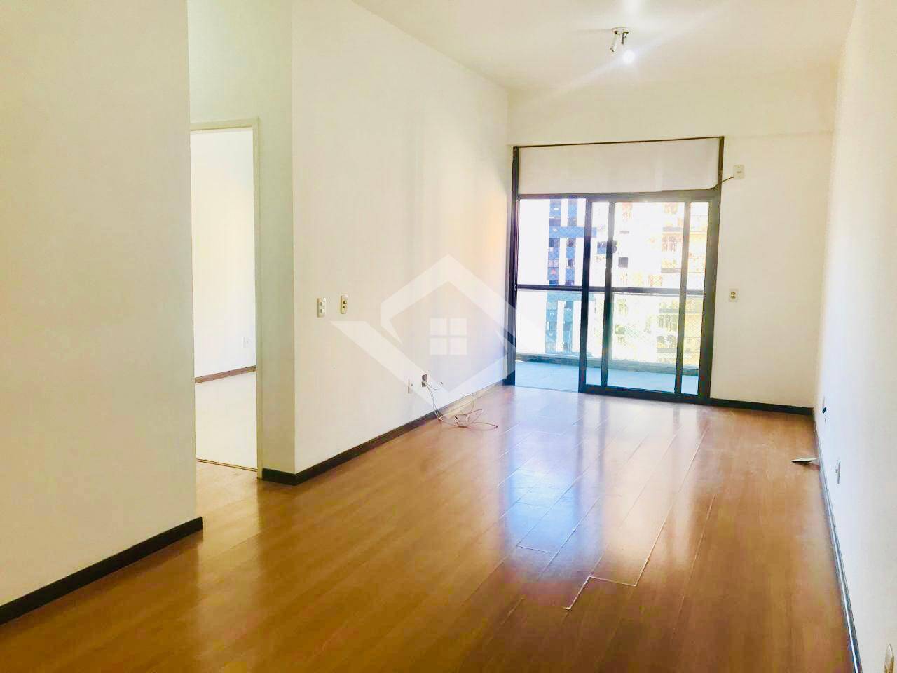 Apartamento à venda com 3 quartos, 90m² - Foto 4