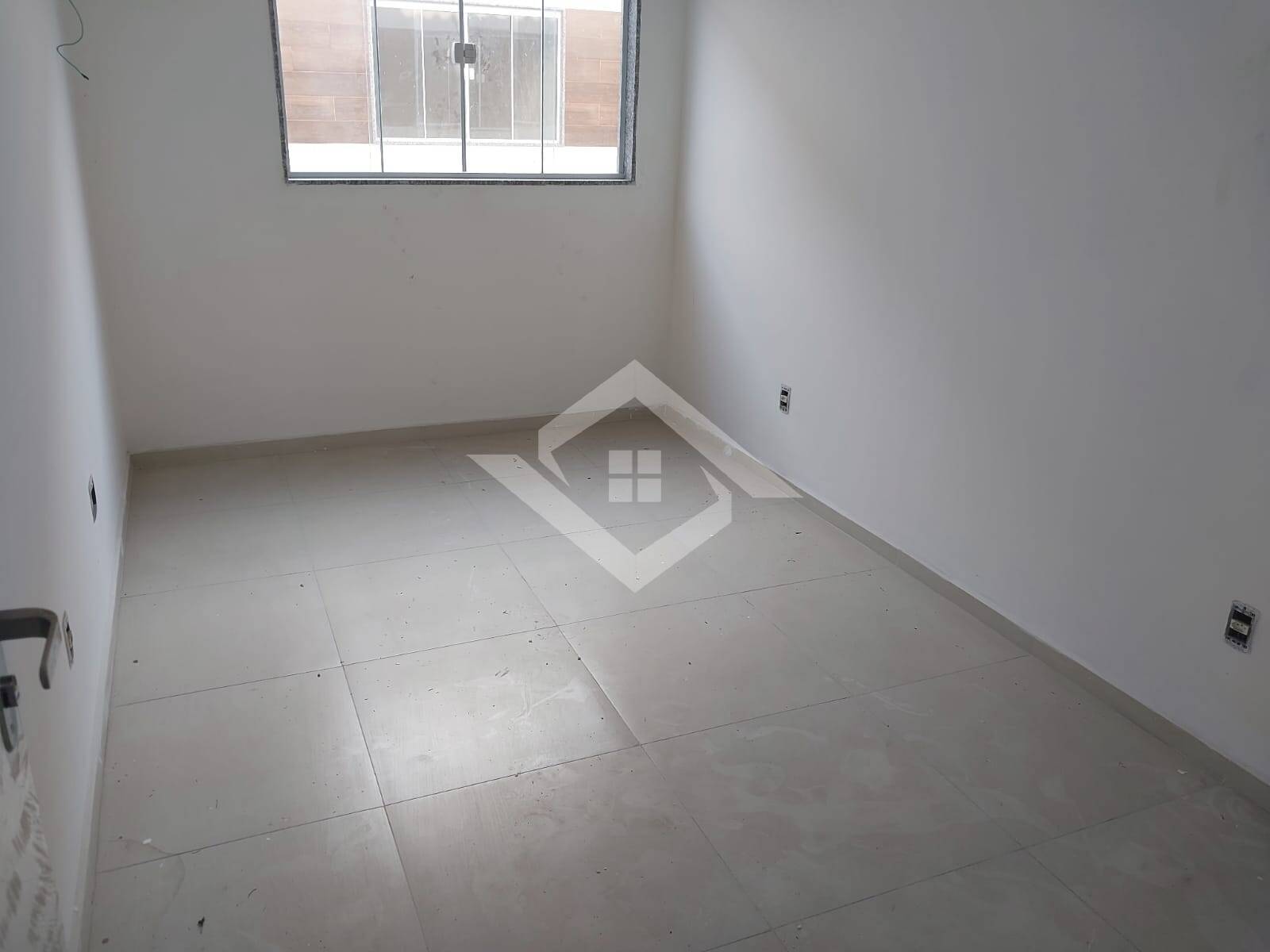 Casa à venda com 3 quartos, 100m² - Foto 8