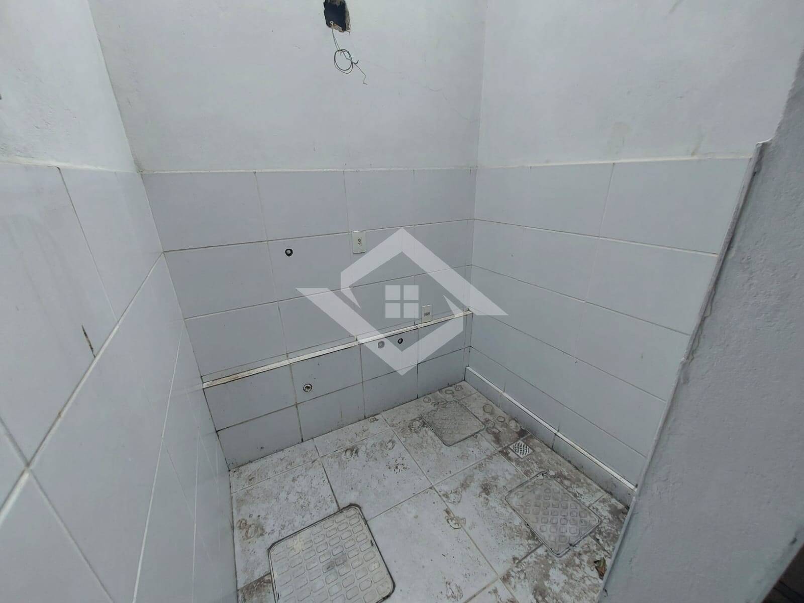 Casa à venda com 3 quartos, 100m² - Foto 10