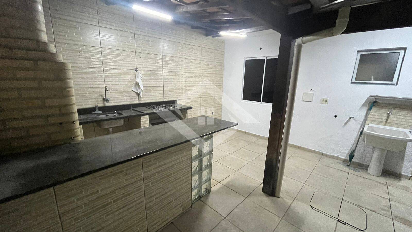 Casa à venda com 2 quartos, 73m² - Foto 17