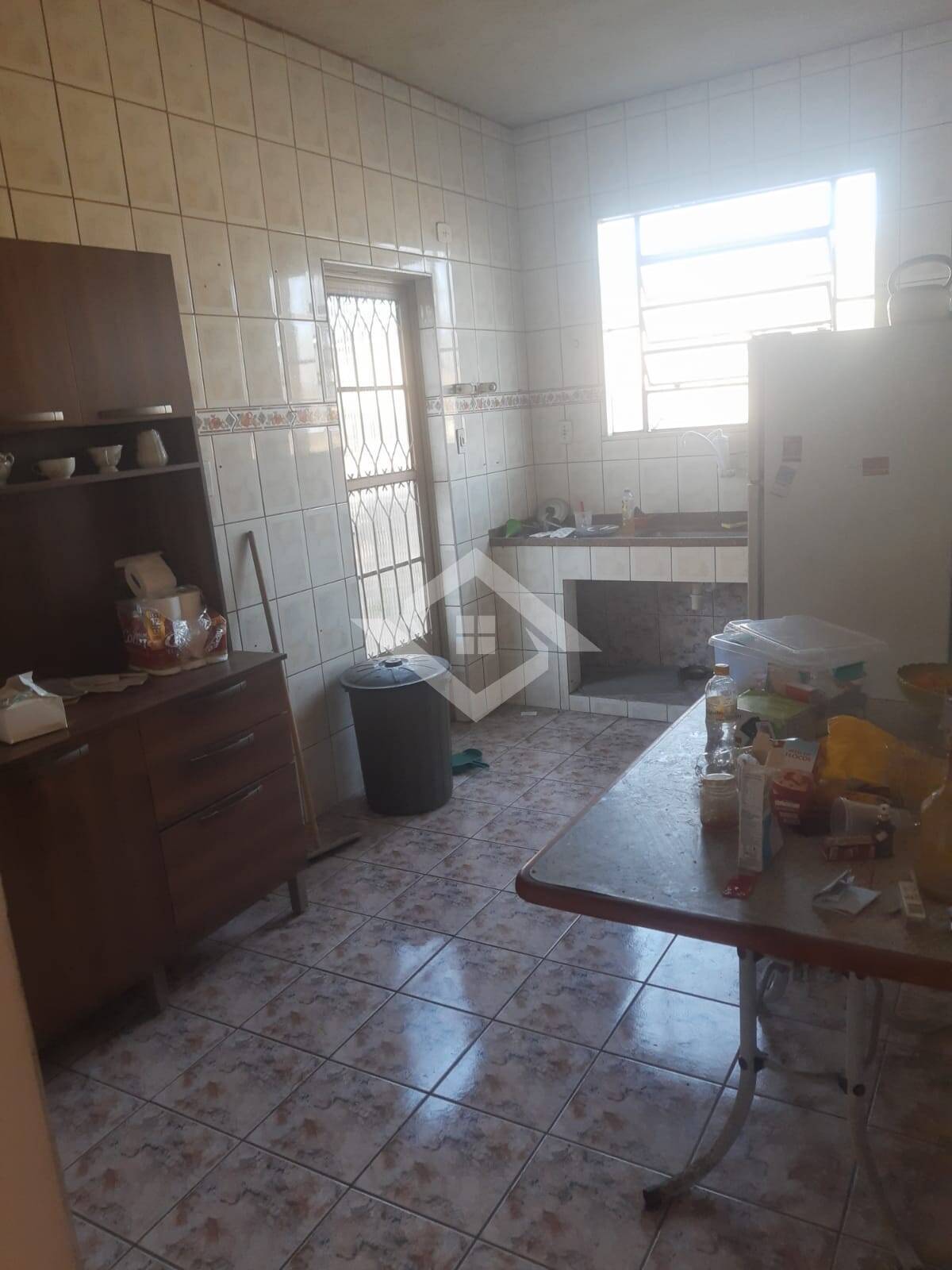 Casa à venda com 2 quartos, 100m² - Foto 4