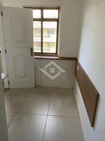 Apartamento à venda com 3 quartos, 138m² - Foto 7