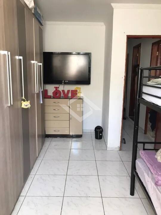 Casa à venda com 2 quartos, 101m² - Foto 11