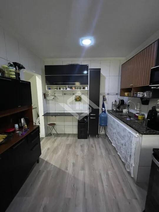 Casa à venda com 2 quartos, 101m² - Foto 12