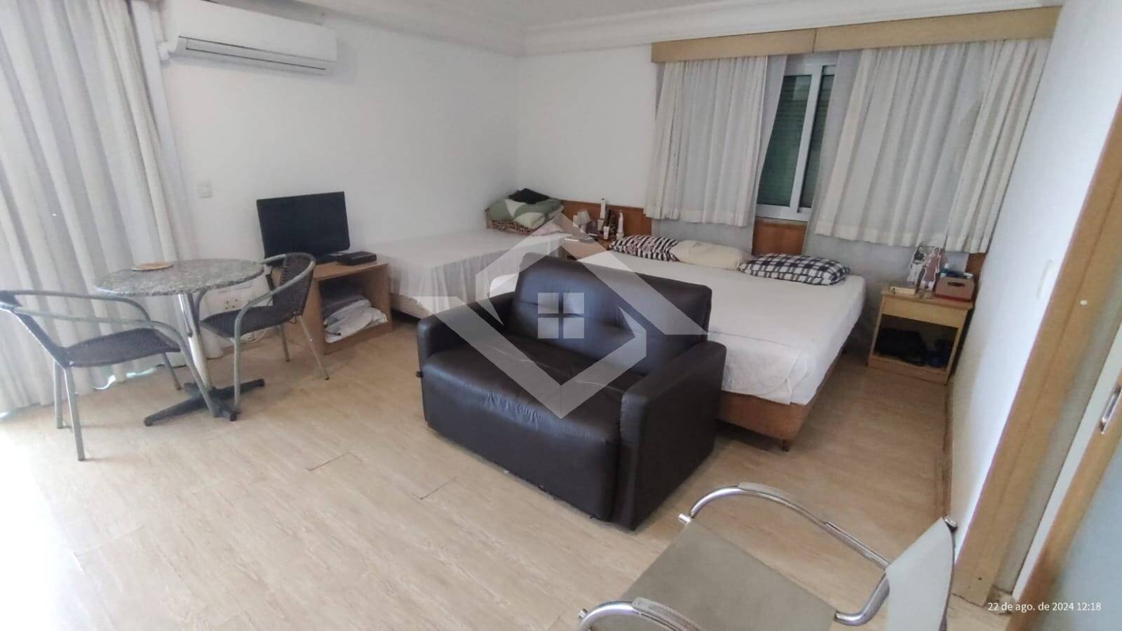 Apartamento à venda com 2 quartos, 65m² - Foto 8