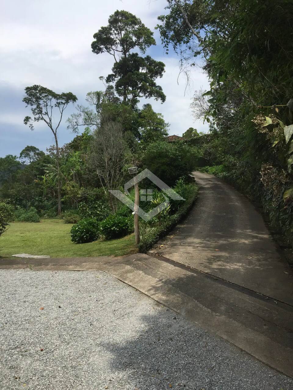 Fazenda à venda com 6 quartos, 300m² - Foto 17