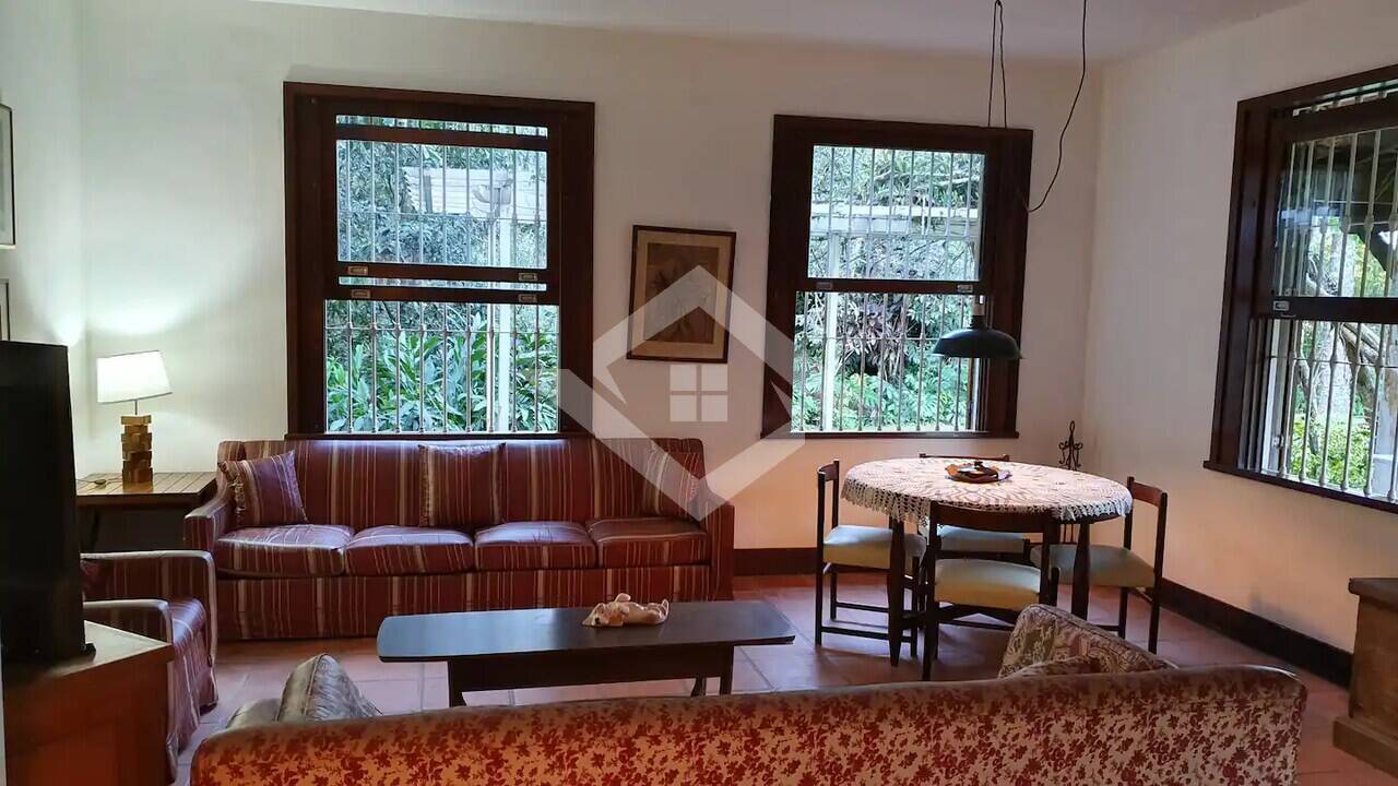 Fazenda à venda com 6 quartos, 300m² - Foto 34