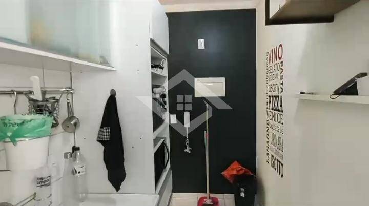 Apartamento à venda com 2 quartos, 45m² - Foto 14