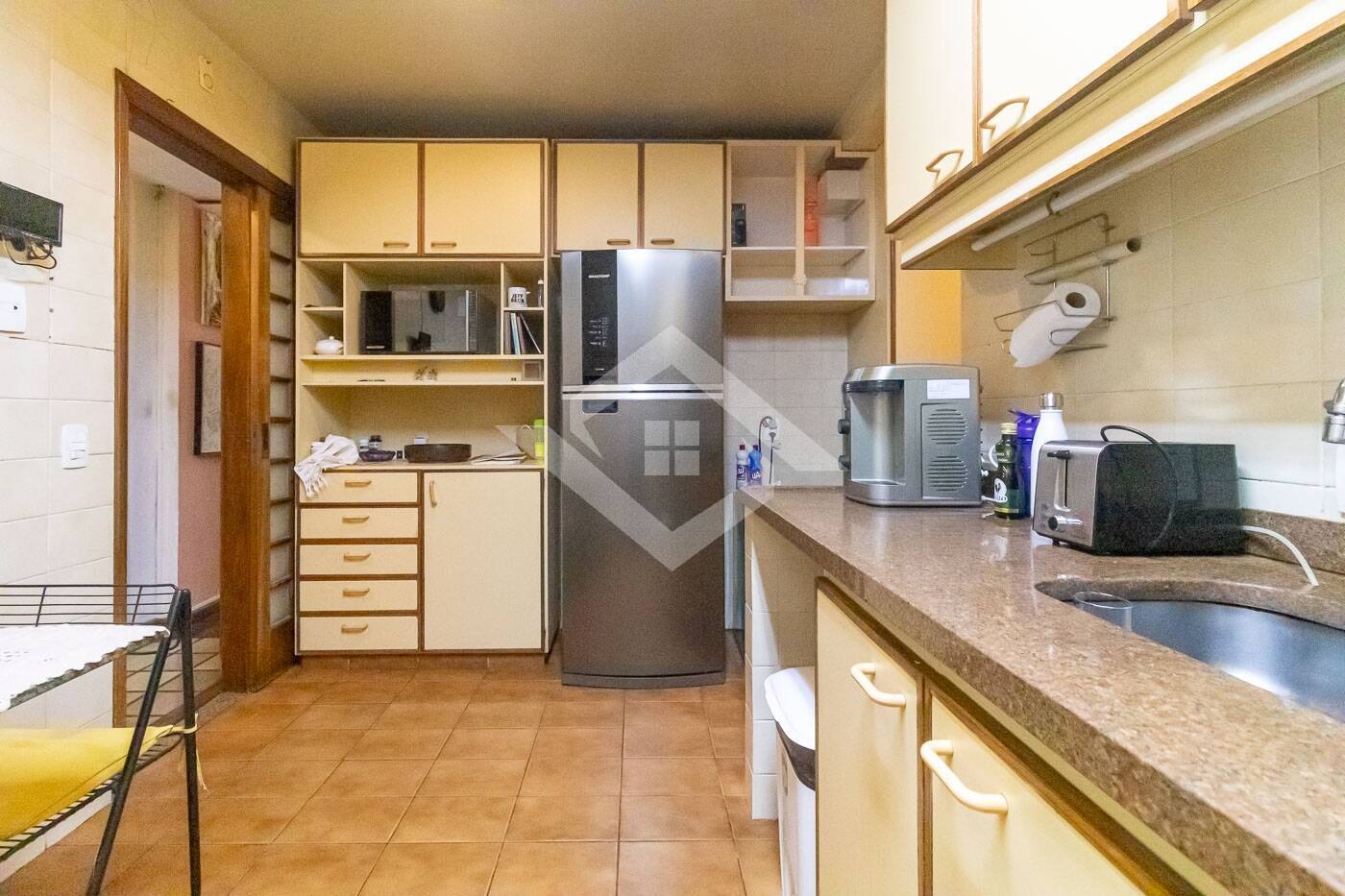 Apartamento à venda com 3 quartos, 137m² - Foto 7