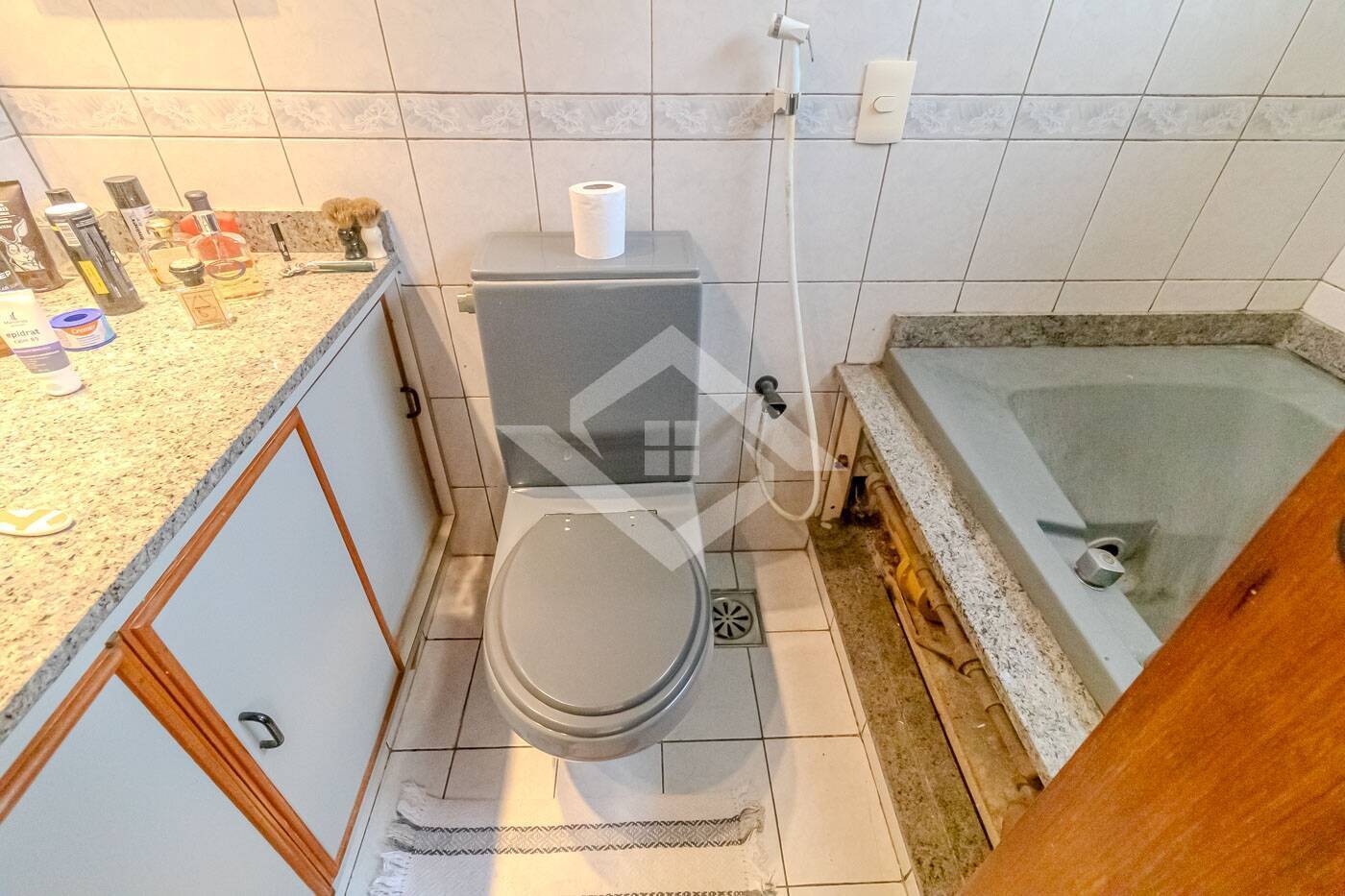 Apartamento à venda com 3 quartos, 137m² - Foto 17