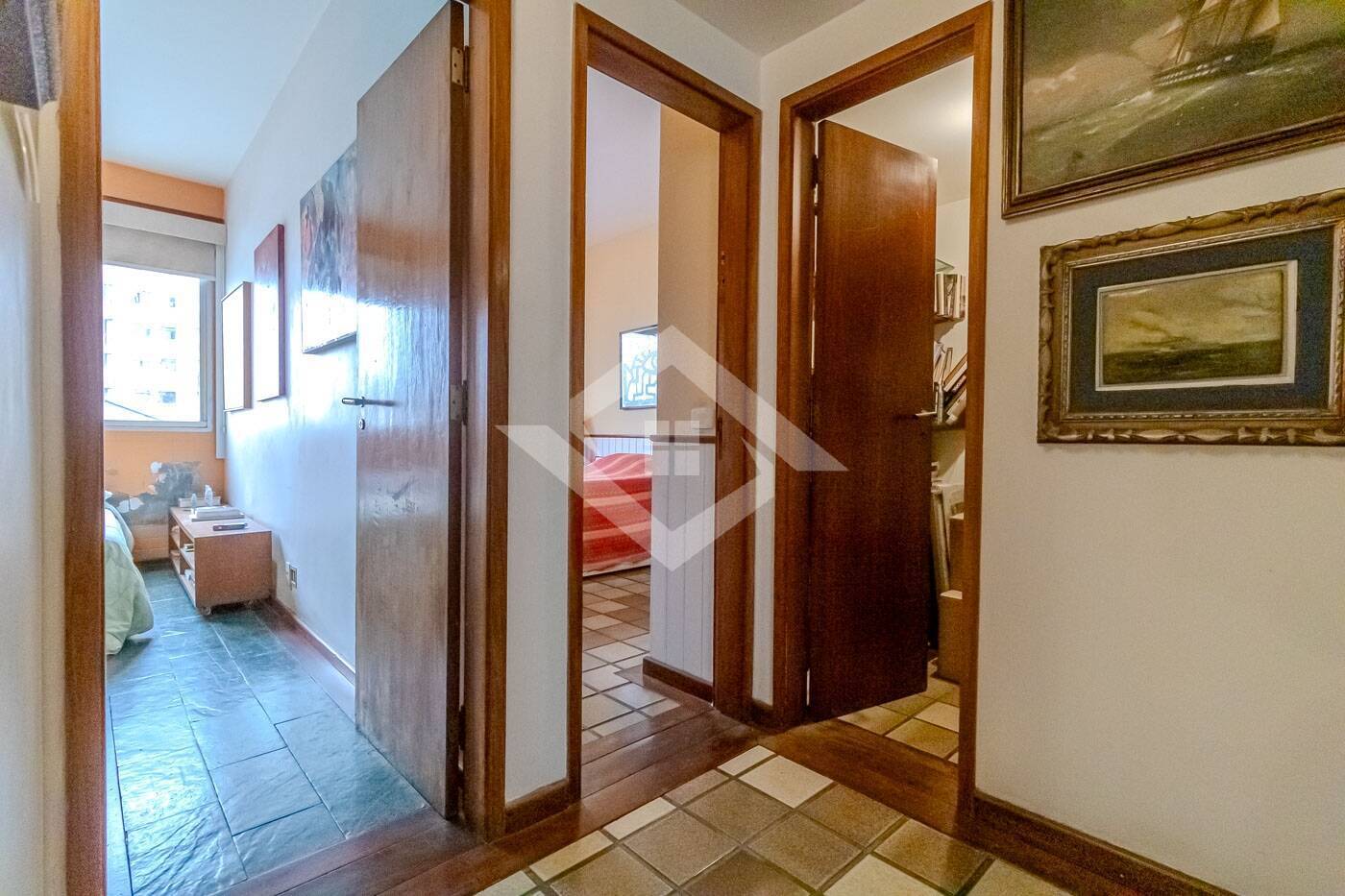 Apartamento à venda com 3 quartos, 137m² - Foto 28