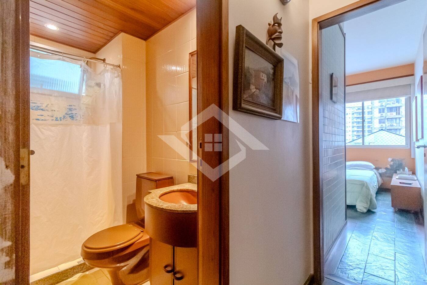 Apartamento à venda com 3 quartos, 137m² - Foto 32