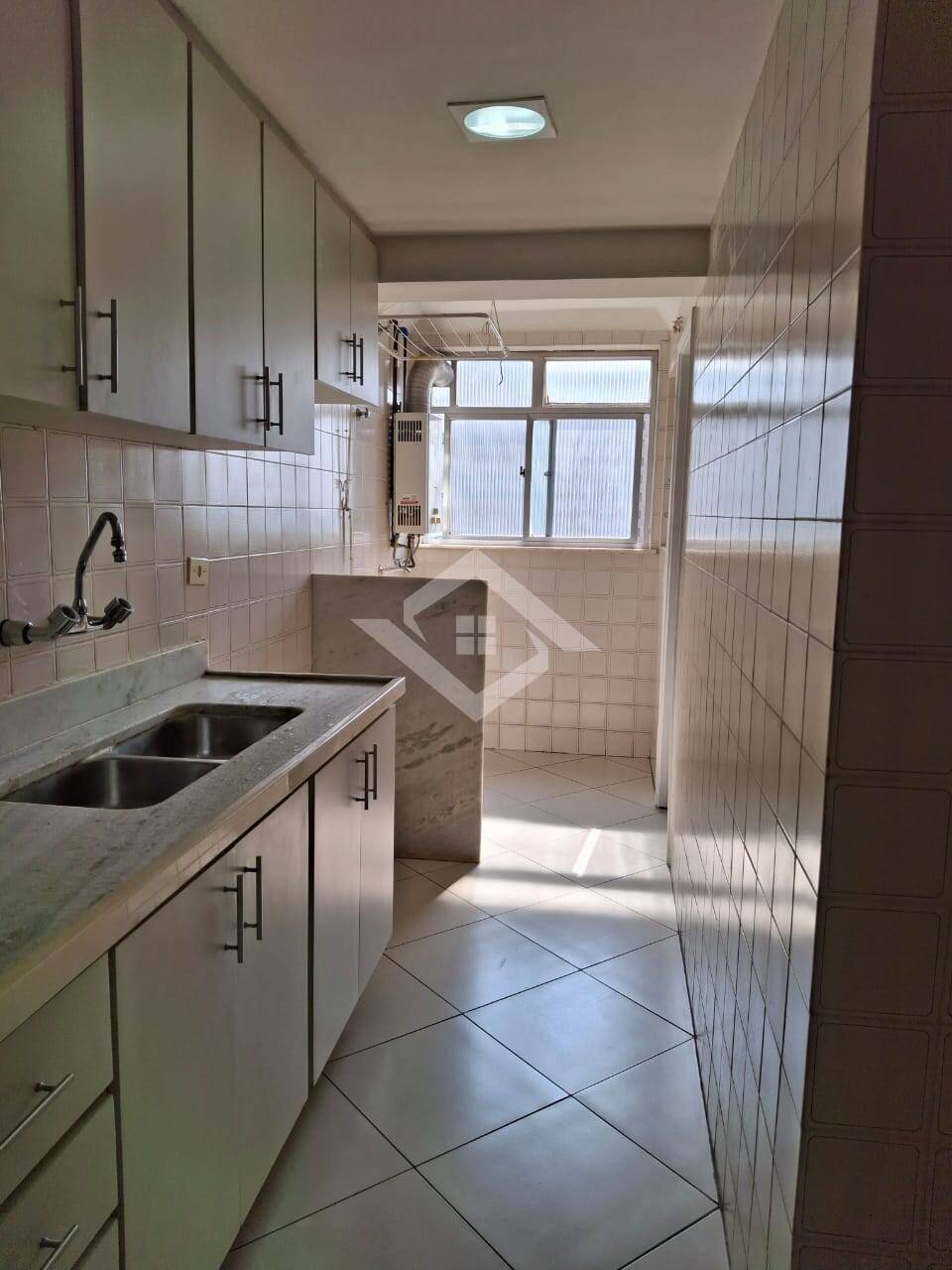 Apartamento à venda com 2 quartos, 84m² - Foto 20