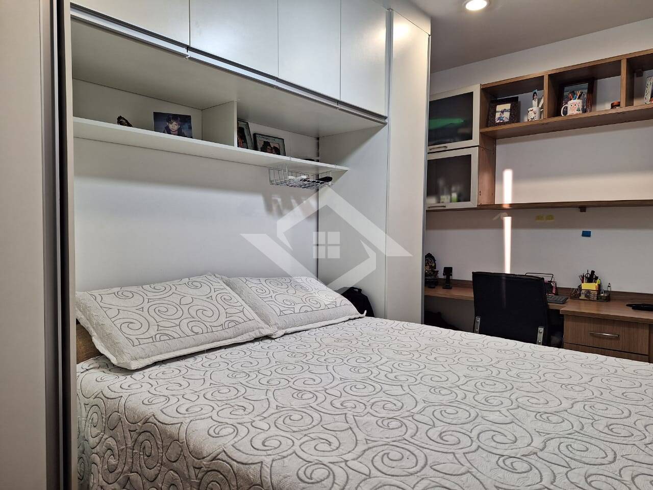 Apartamento à venda com 2 quartos, 52m² - Foto 14