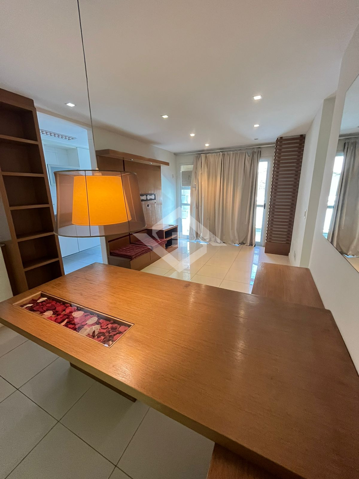 Apartamento à venda com 2 quartos, 90m² - Foto 9