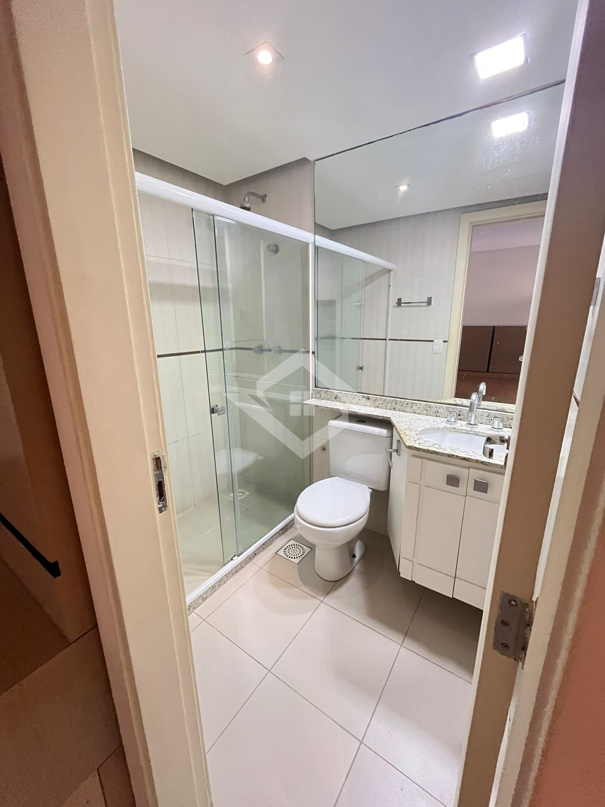 Apartamento à venda com 2 quartos, 90m² - Foto 19