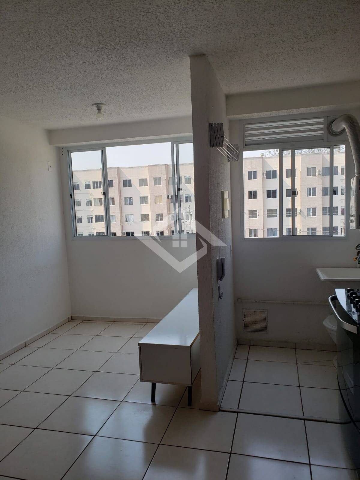 Apartamento para alugar com 2 quartos, 41m² - Foto 2