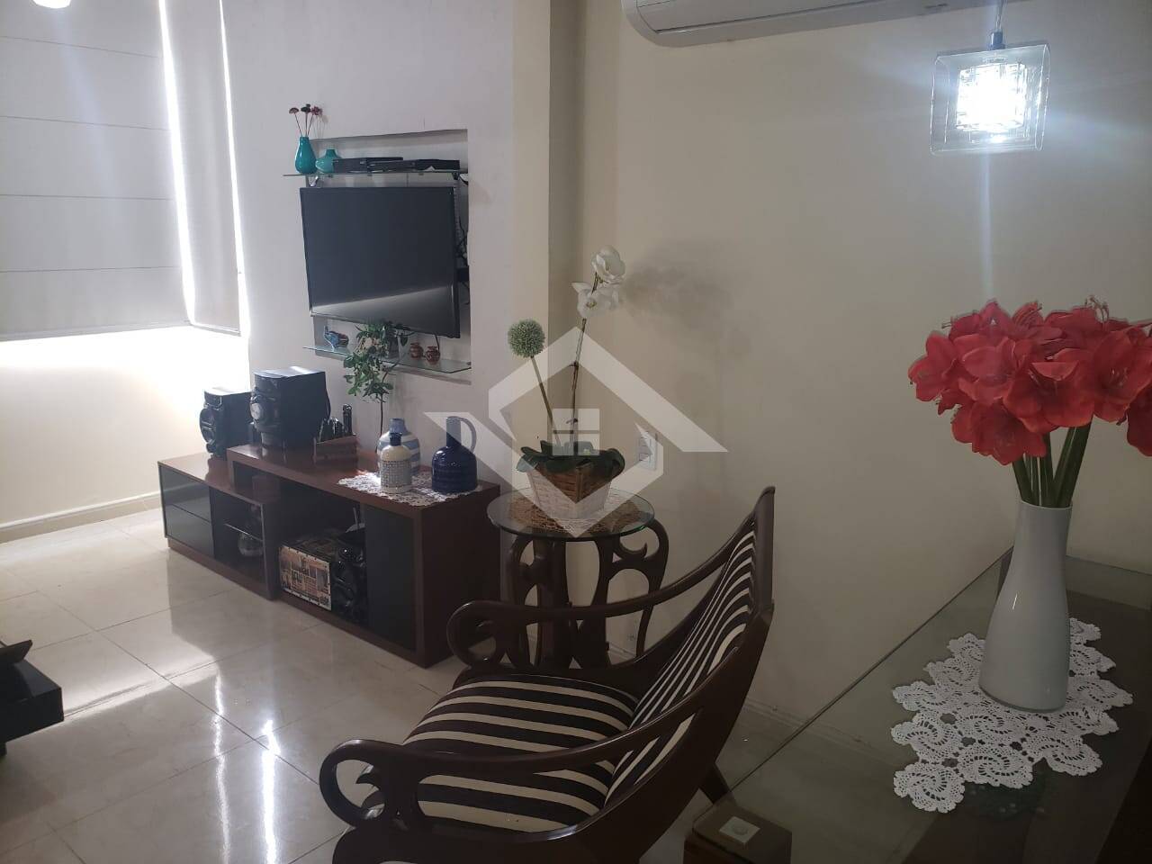 Apartamento à venda com 2 quartos, 81m² - Foto 10