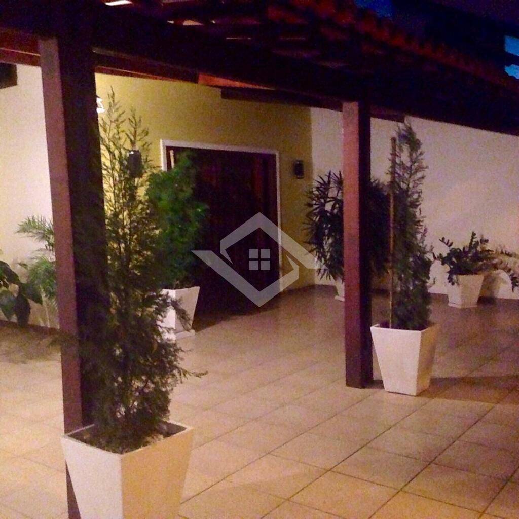 Casa à venda com 4 quartos, 540m² - Foto 5