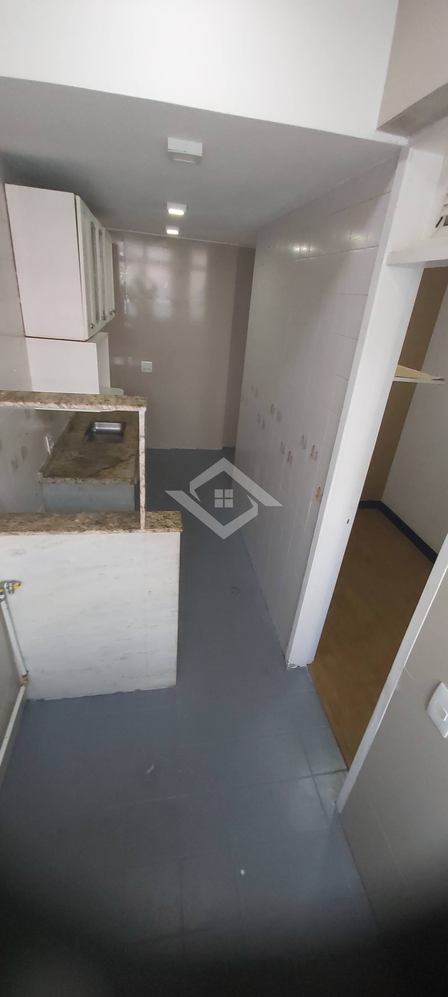 Apartamento à venda com 2 quartos, 81m² - Foto 15