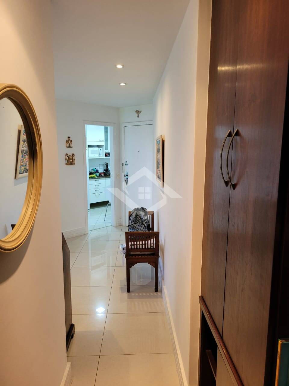 Apartamento à venda com 3 quartos, 119m² - Foto 9