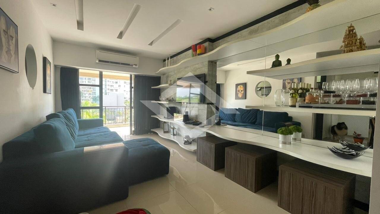 Apartamento à venda com 2 quartos, 83m² - Foto 2