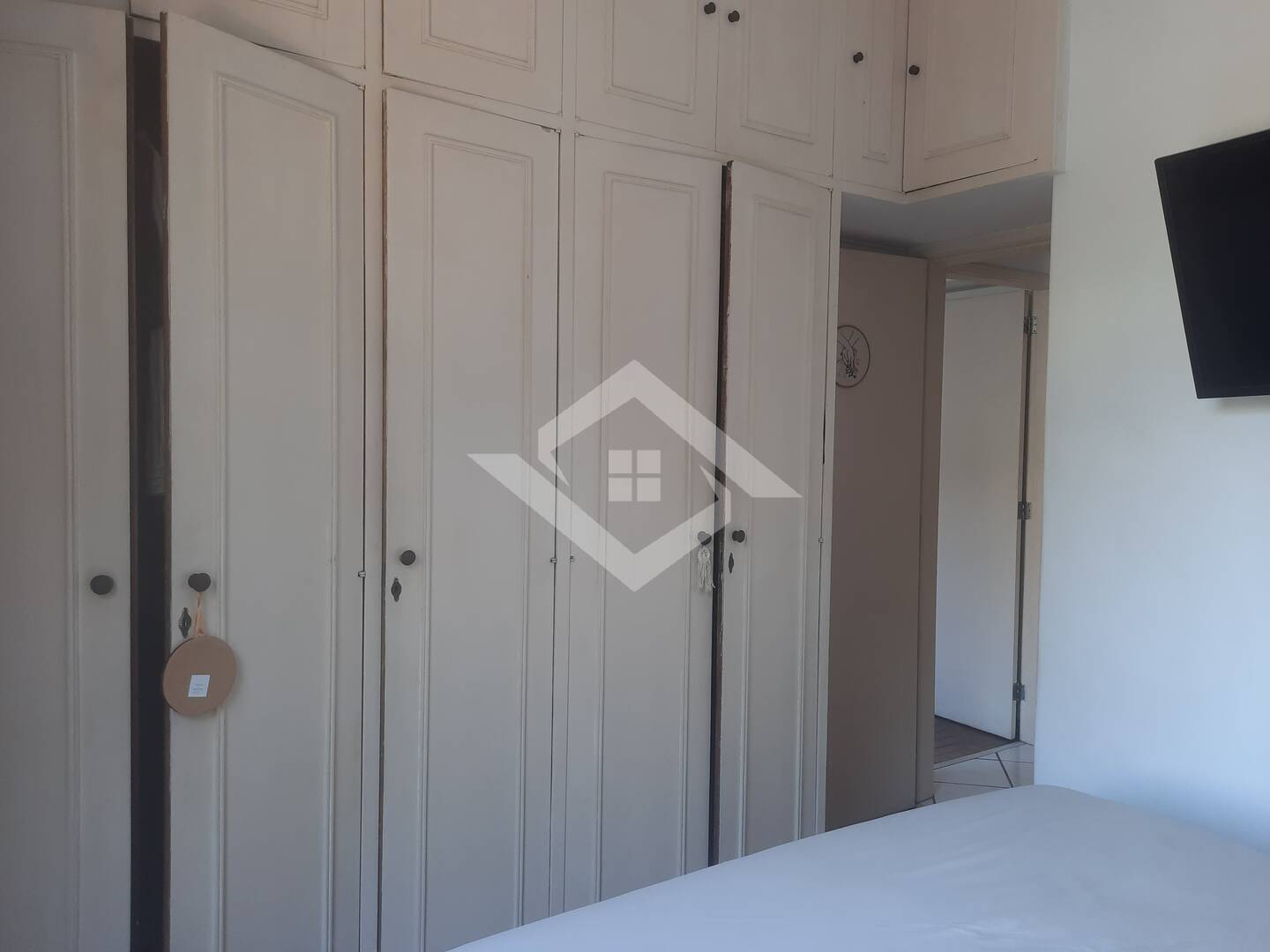 Apartamento à venda com 2 quartos, 70m² - Foto 11