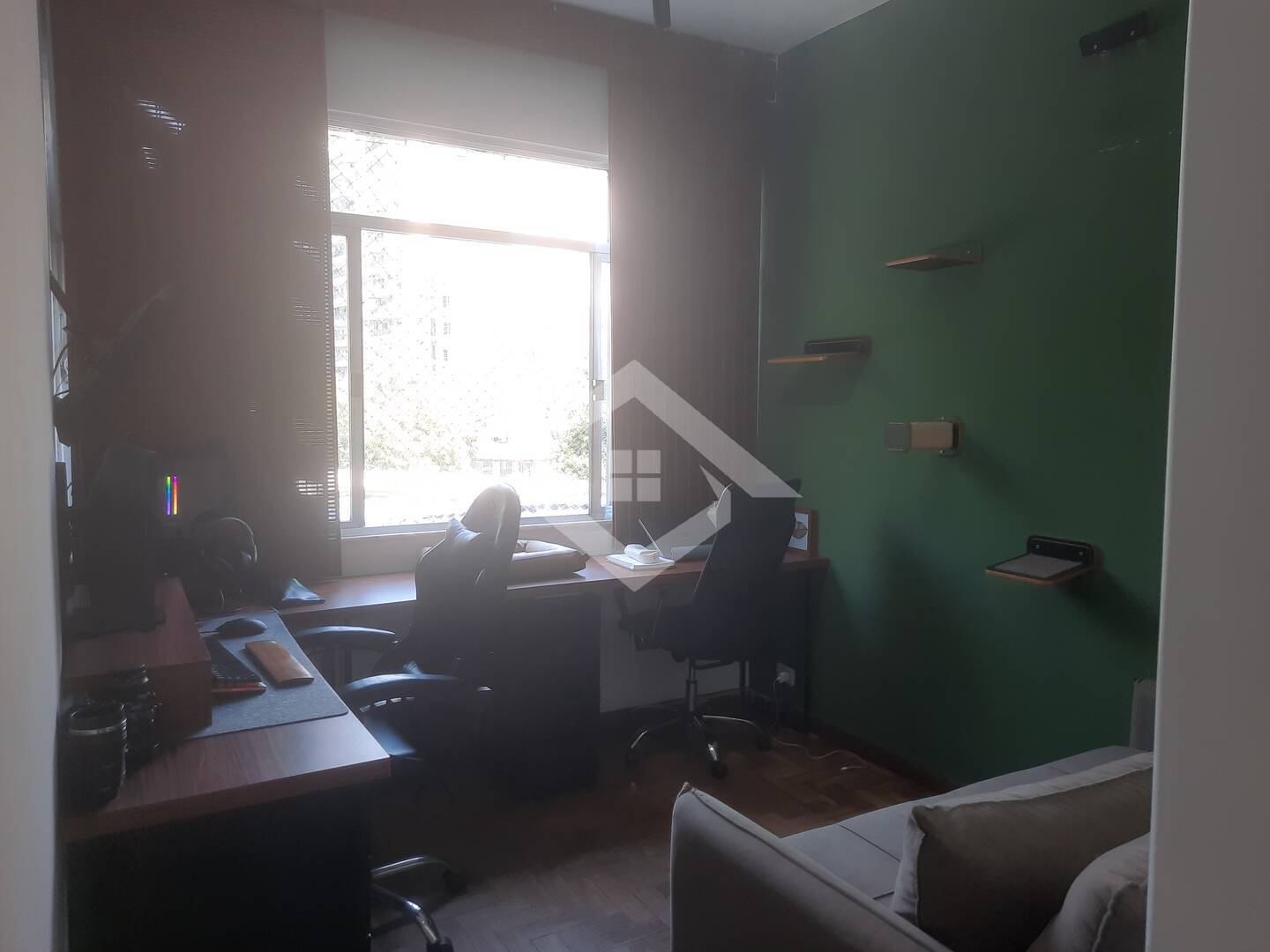 Apartamento à venda com 2 quartos, 70m² - Foto 14