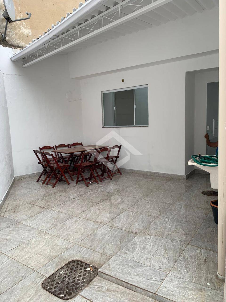 Apartamento à venda com 2 quartos, 70m² - Foto 1