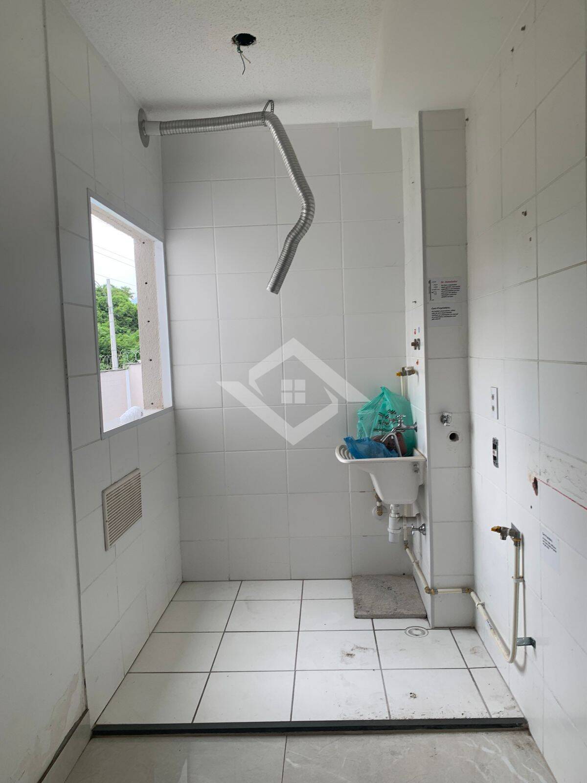 Apartamento à venda com 2 quartos, 42m² - Foto 3